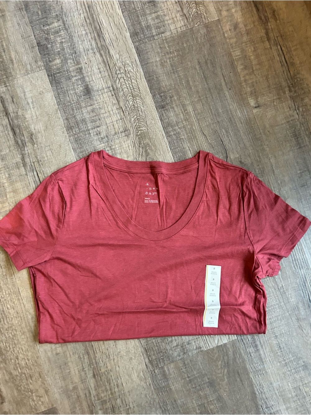 a new day Short Sleeve Scoop Tee in Rose